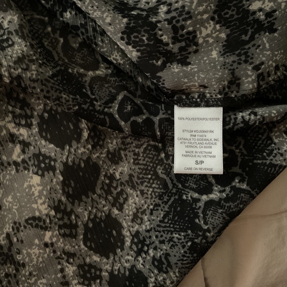 Pleione Snake Print top - Picture 3 of 3